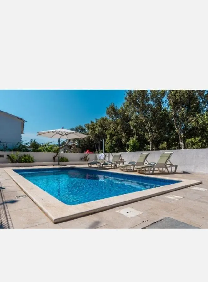 Apartman Peric Vir Apartment