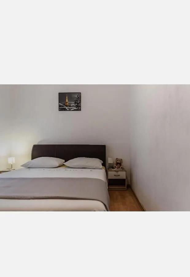 Apartman Peric Vir Apartment
