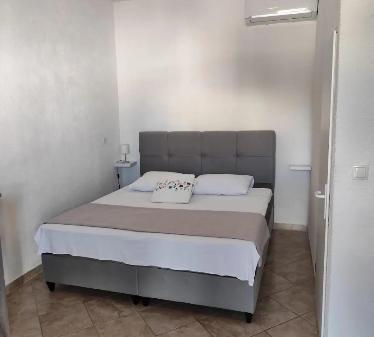 Apartman Peric Vir